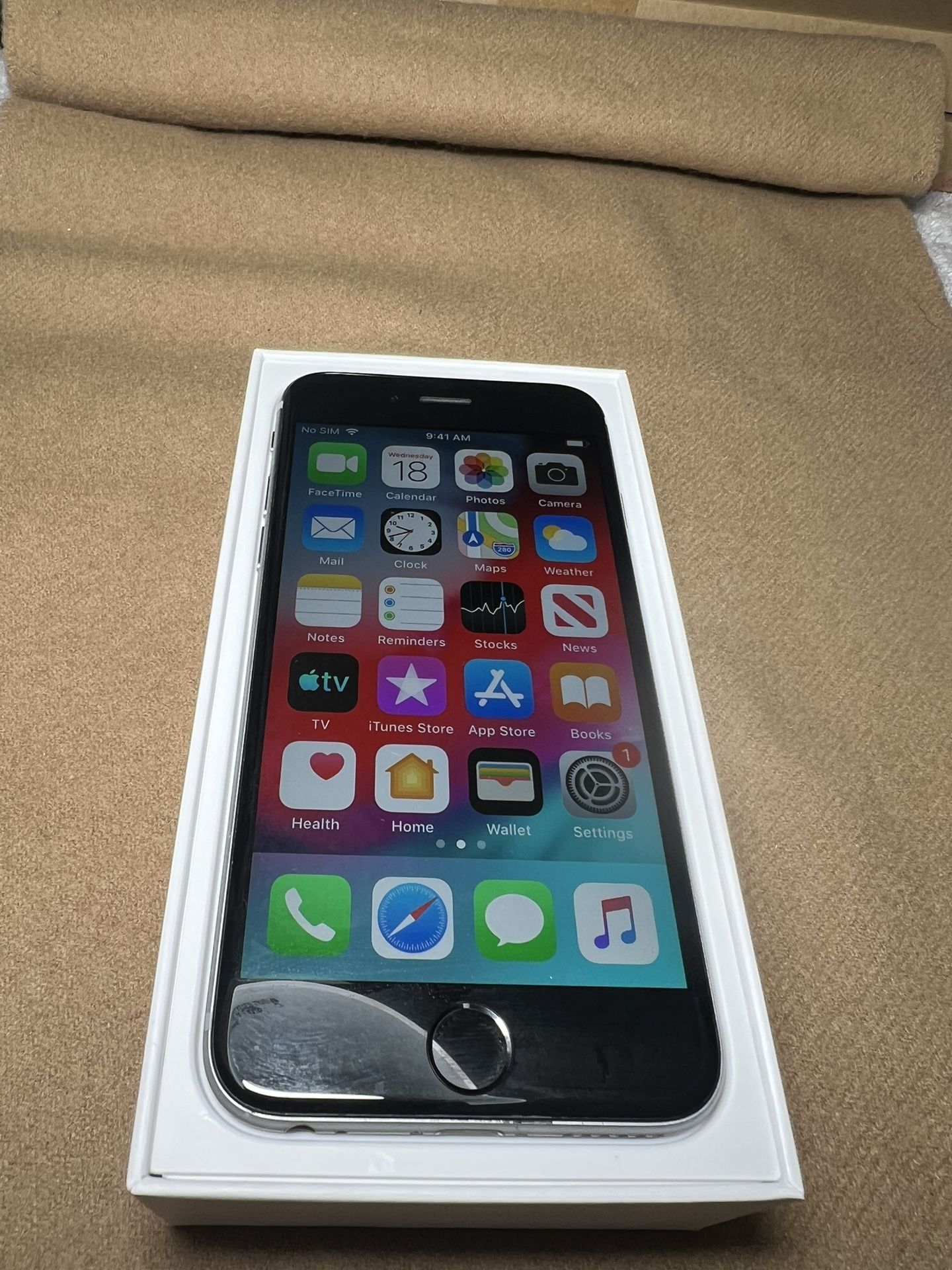 iPhone 6  Silver 16 GB Verizon