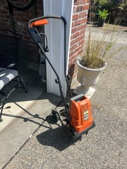 Remington Garden wizard electric cultivator in excellent shape. Great for smaller areas. Don’t have to mess with gas.  These are powerful little units