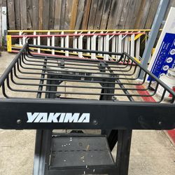 Yakima Roof Basket 