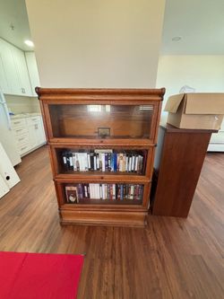 Antique Globe Wernicke 3-Stack Oak Barrister Bookcase (Grade 198)