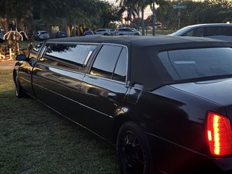 Cadillac Limousine
