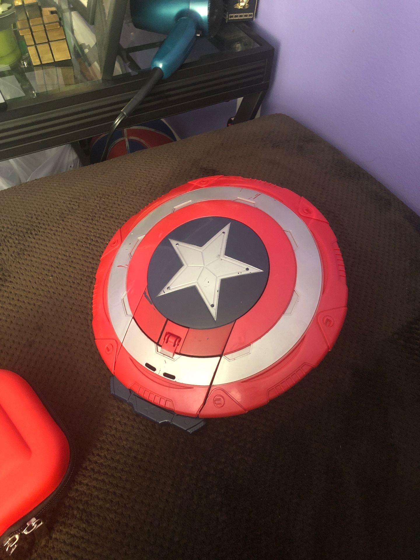 Nerf, Captain America: The Winter Soldier Stealth fire shield (Near mint condition)