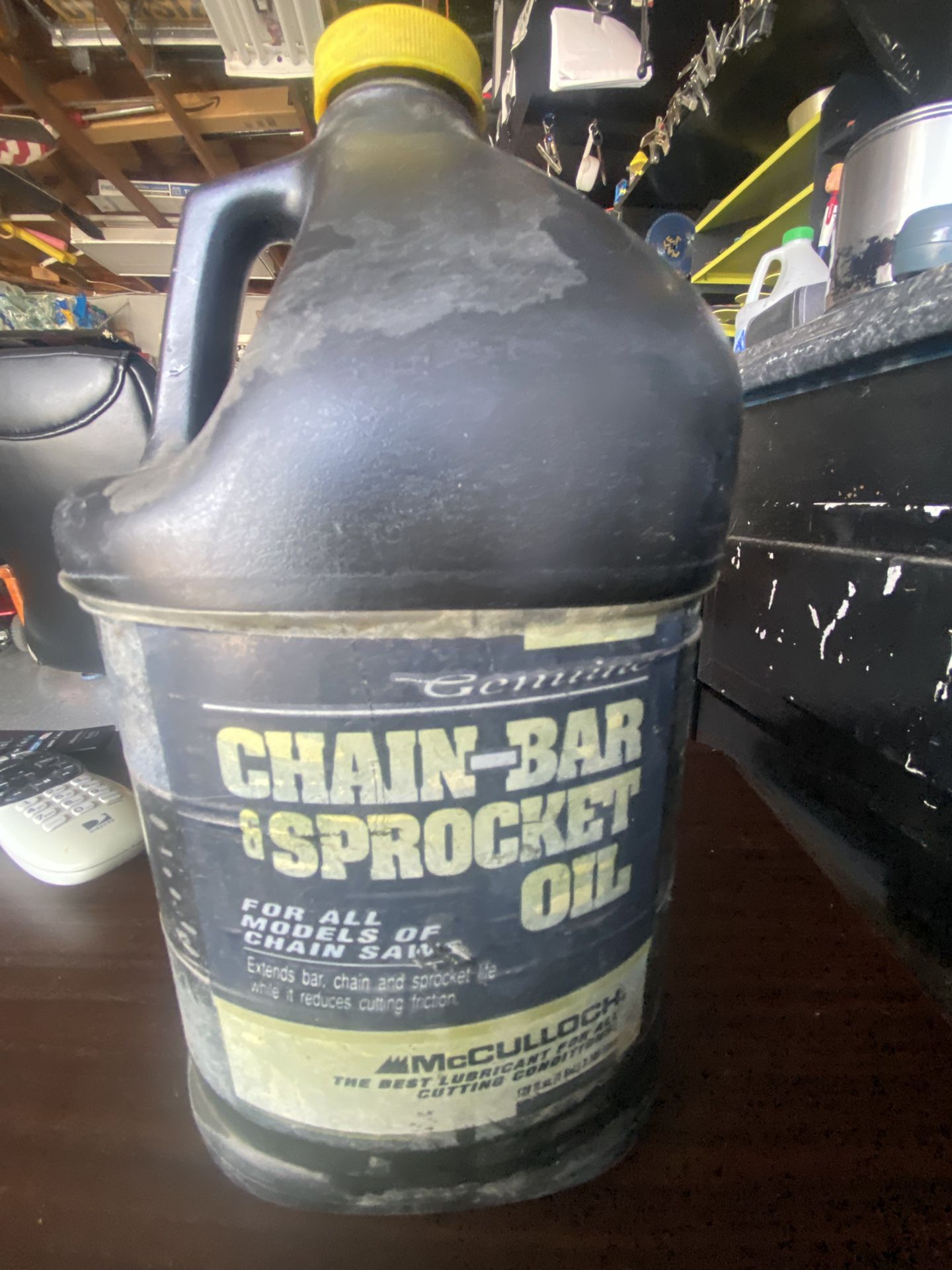 Chain bar oil