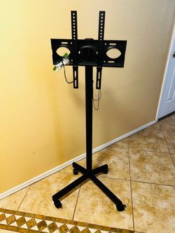 Mobile TV Stand (kart, Wheels, Mount) Holds TVs From 13”-55”