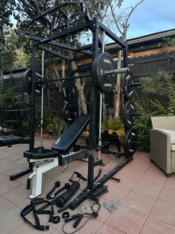 MIKOLO OLYMPIC SMITH MACHINE WITH OLYMPIC WEIGHTS