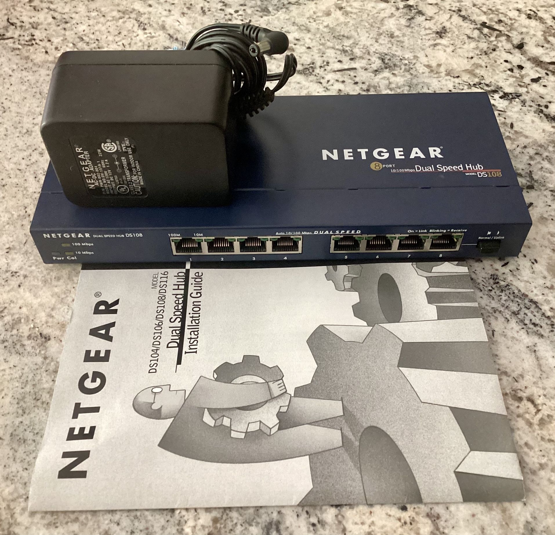 Netgear DS108 Pro Series Dual Speed Hub