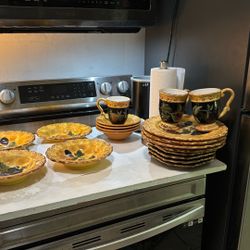 Raymond Waites Pompeu Certified International Corporation Dinner Quality Dinnerware