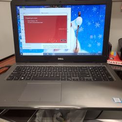 Dell Laptop Inspiron 15 5567