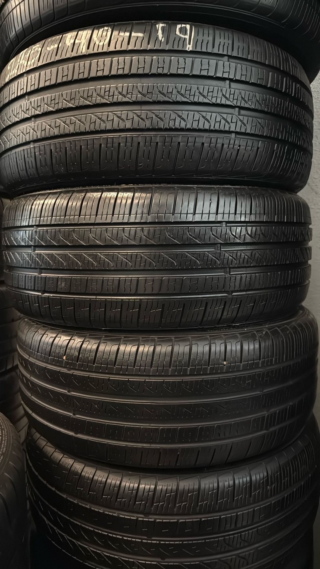 Set PIRELLI PZERO (4) 225-40 R19