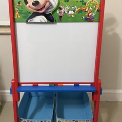 Mickey Mouse Double Sides Easel And Storage