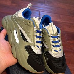 Dior B22 Olive Green
