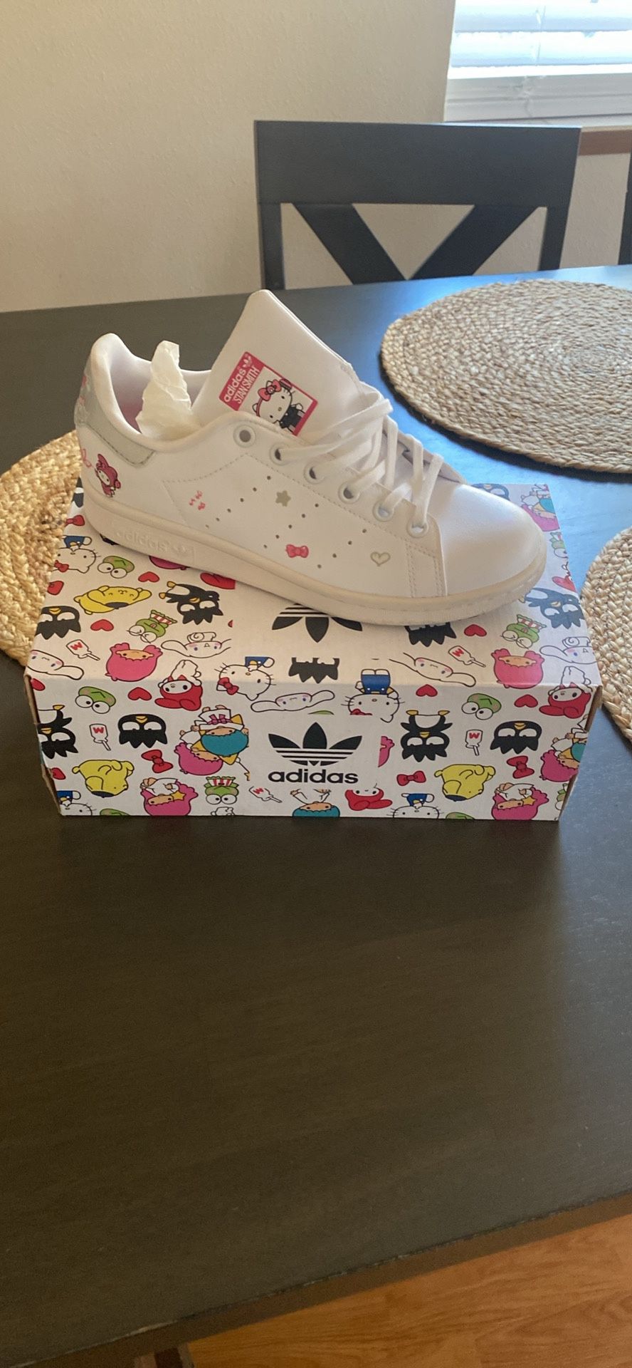 Adidas Hello Kitty Size 4.5