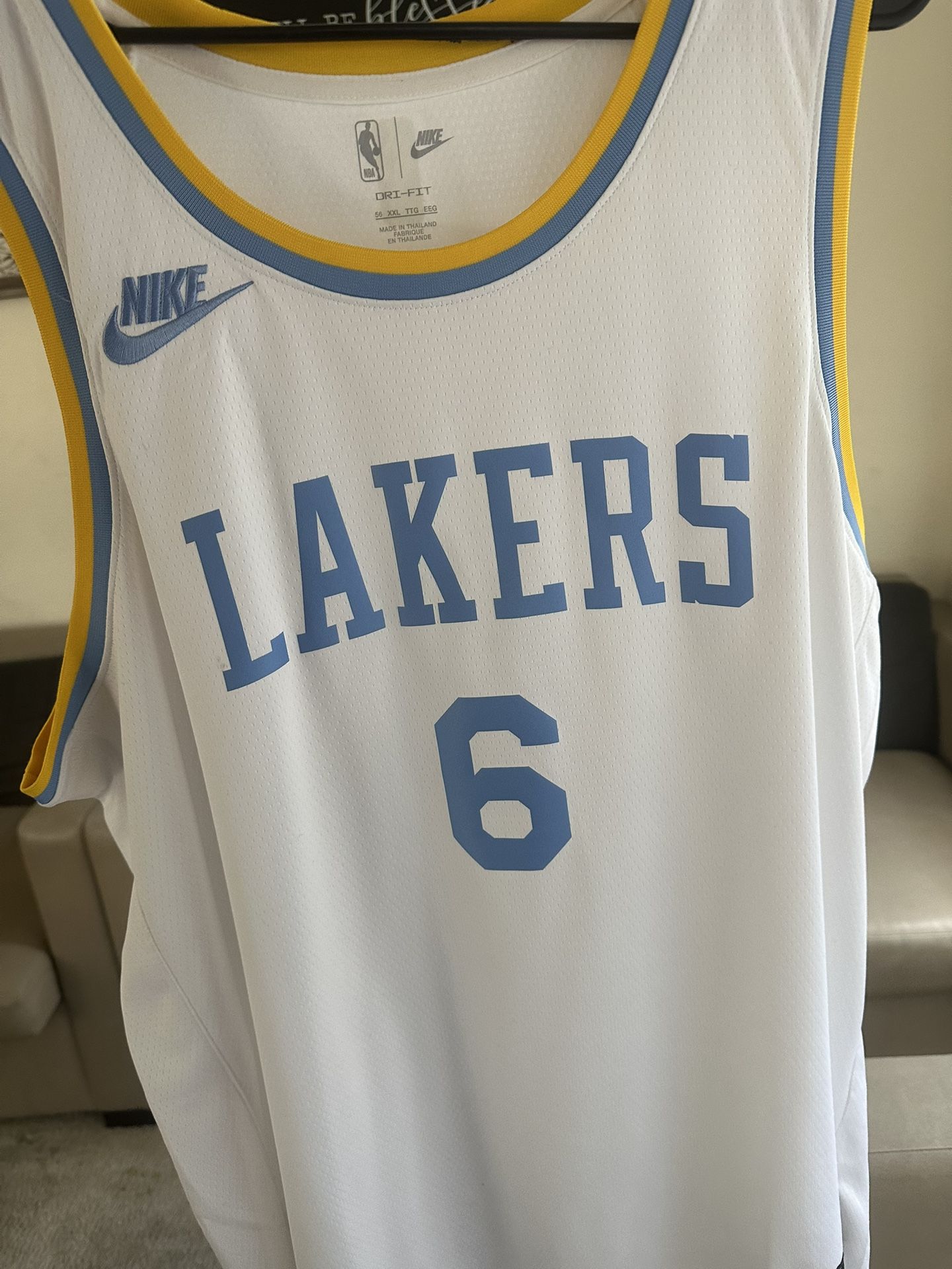 Lakers LeBron James Jersey