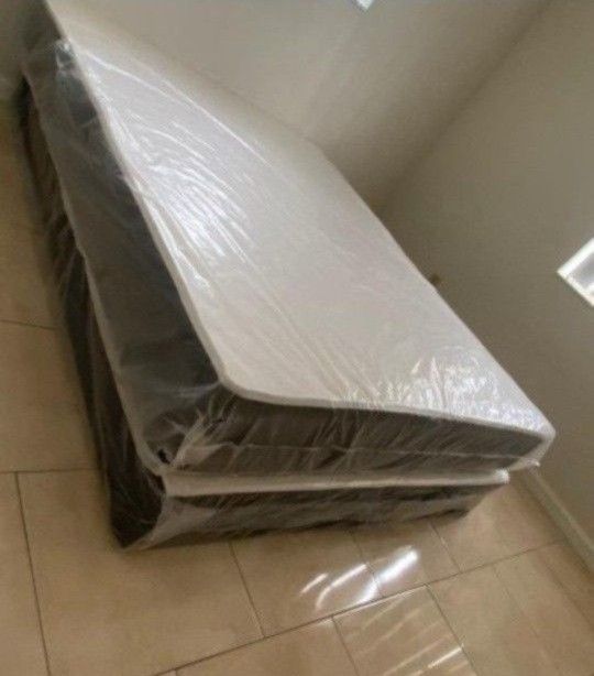 QUEEN Size Mattress Regular With box Spring set Colchones Queen