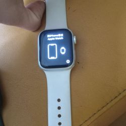 Apple Watch Series 8