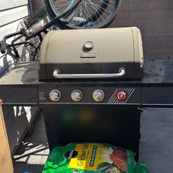 Dyna-glo Four Burner Gas Grill