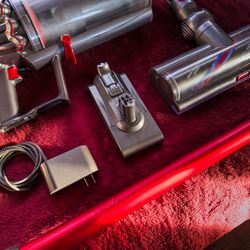 Dyson Outsize Cordless Vacuum