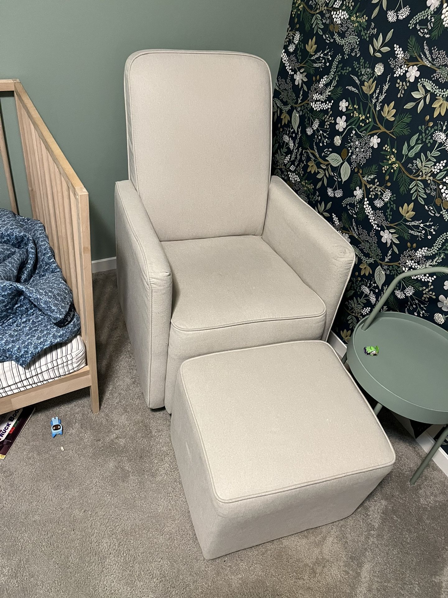 Nursery Rocking Chair Glider With Ottoman