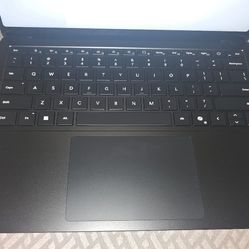 13.8” Microsoft Surface Laptop 7th Edition