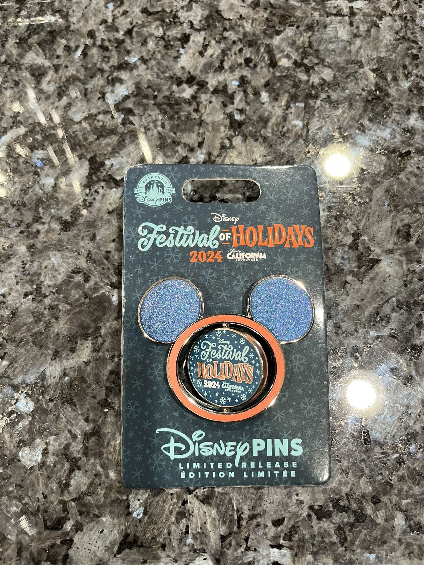 Disney California Adventures Festival Of Holidays Trading Pin 2024. The Center Spins. Brand New On Original Card