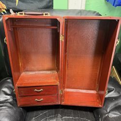 American Girl Vintage Steamer Trunk/ Armoire 