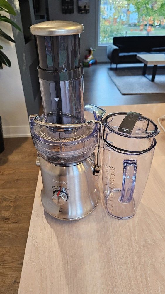 Breville BJE530BSS Juice Fountain Cold Plus, 70 fl oz, Brushed Stainless Steel