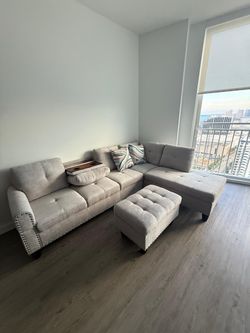 Brand New Gray Fabric Sectional Sofa with Ottoman