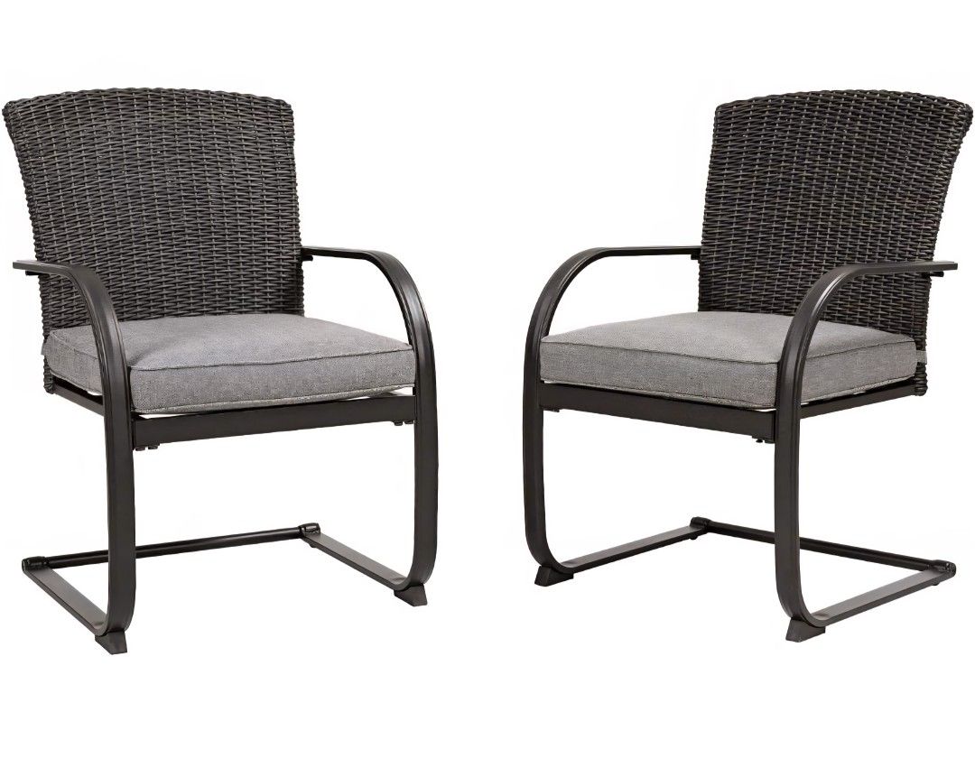 New 2 Piece Outdoor Wicker Dining Chairs, Spring Patio Furniture Dining Chairs Set of 2 with Cushions