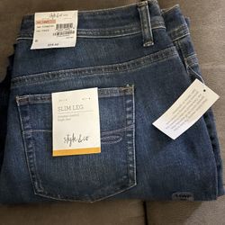 Woman’s Jeans Size 14 New With Tags 