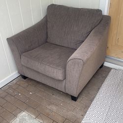 Great Relaxing Oversized Chair