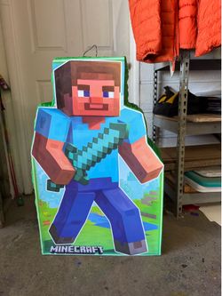 Minecraft Steve pinata