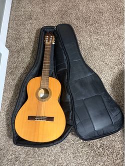 Córdoba 32EF (Nylon String Guitar)