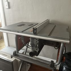 Ridged Table Saw With Stand 