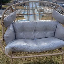 New  Egg  Loveseat 