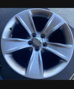 Dodge CHARGER/ CHALLENGER (4) 18inch wheels and tires included. Good condtion