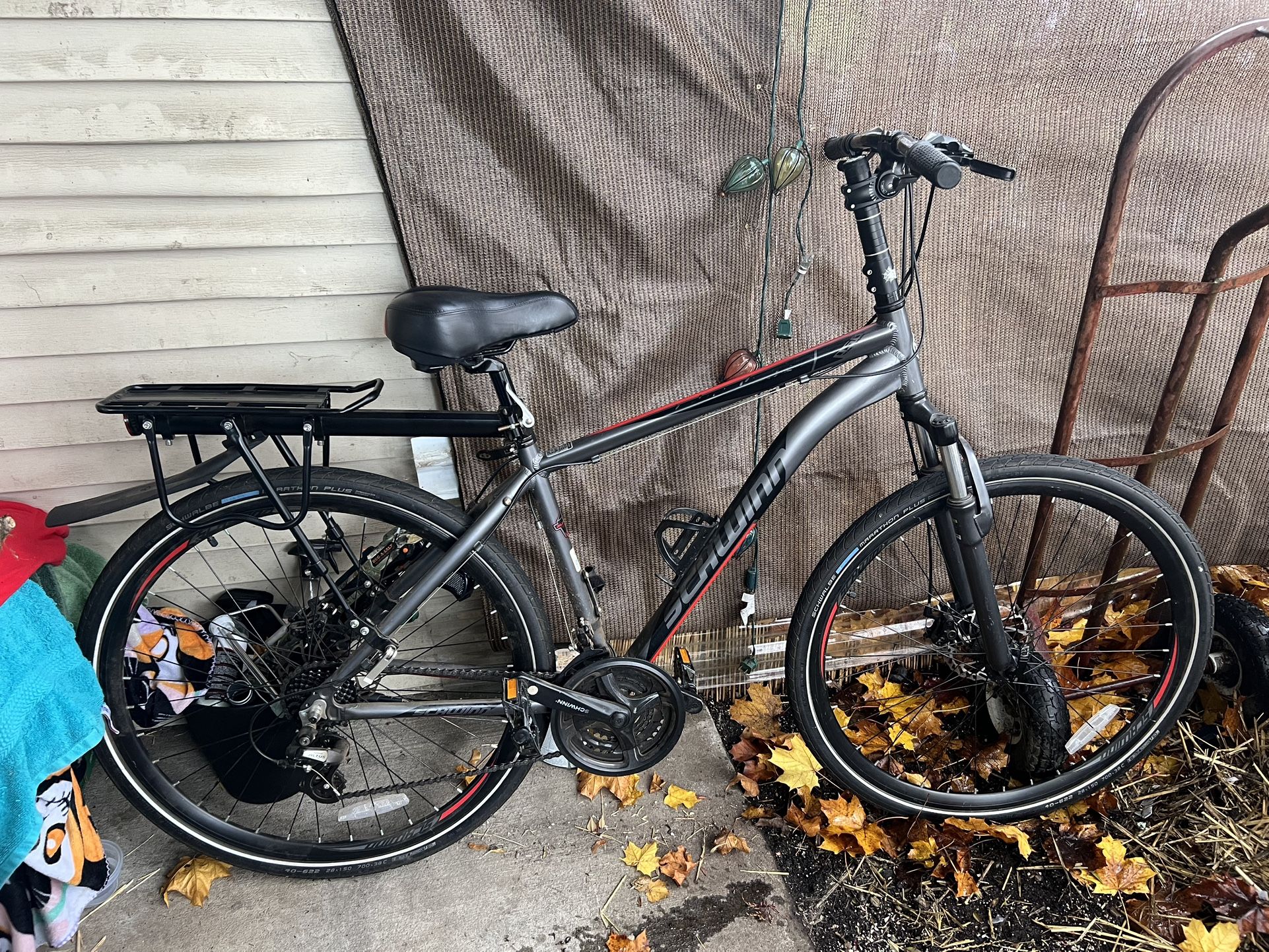 Giant Men’s Bicycle