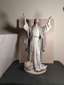 RARE Jesus Christ = Loaves & Fishes Porcelain Lladro Figurine Model 5896
