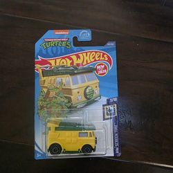 Hot Wheels Screen Time 3/10 Party Wagon 147/250,