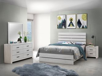 4pc queen bedroom set with queen bedframe dresser mirror night stand 