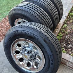 Chevy Silverado Tahoe Yukon rims GMC Sierra Denali Avalanche rines llantas Suburban rims Chevrolet Z71 4x4 rims tires trail boss rims Tires