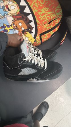 Metallic Jordan 5’s