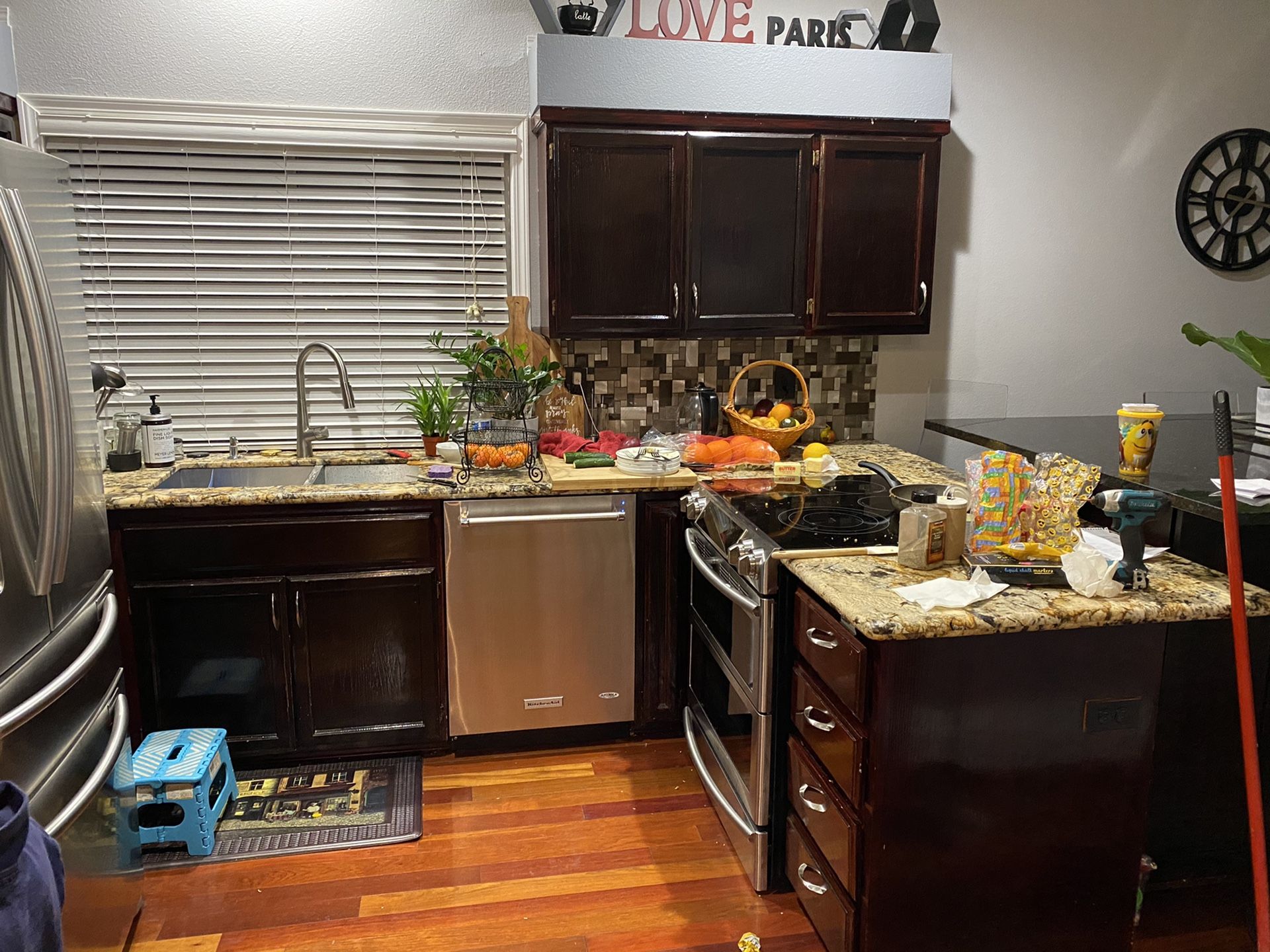 PENDING Free kitchen cabinets