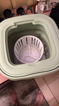 Portable mini washing machine