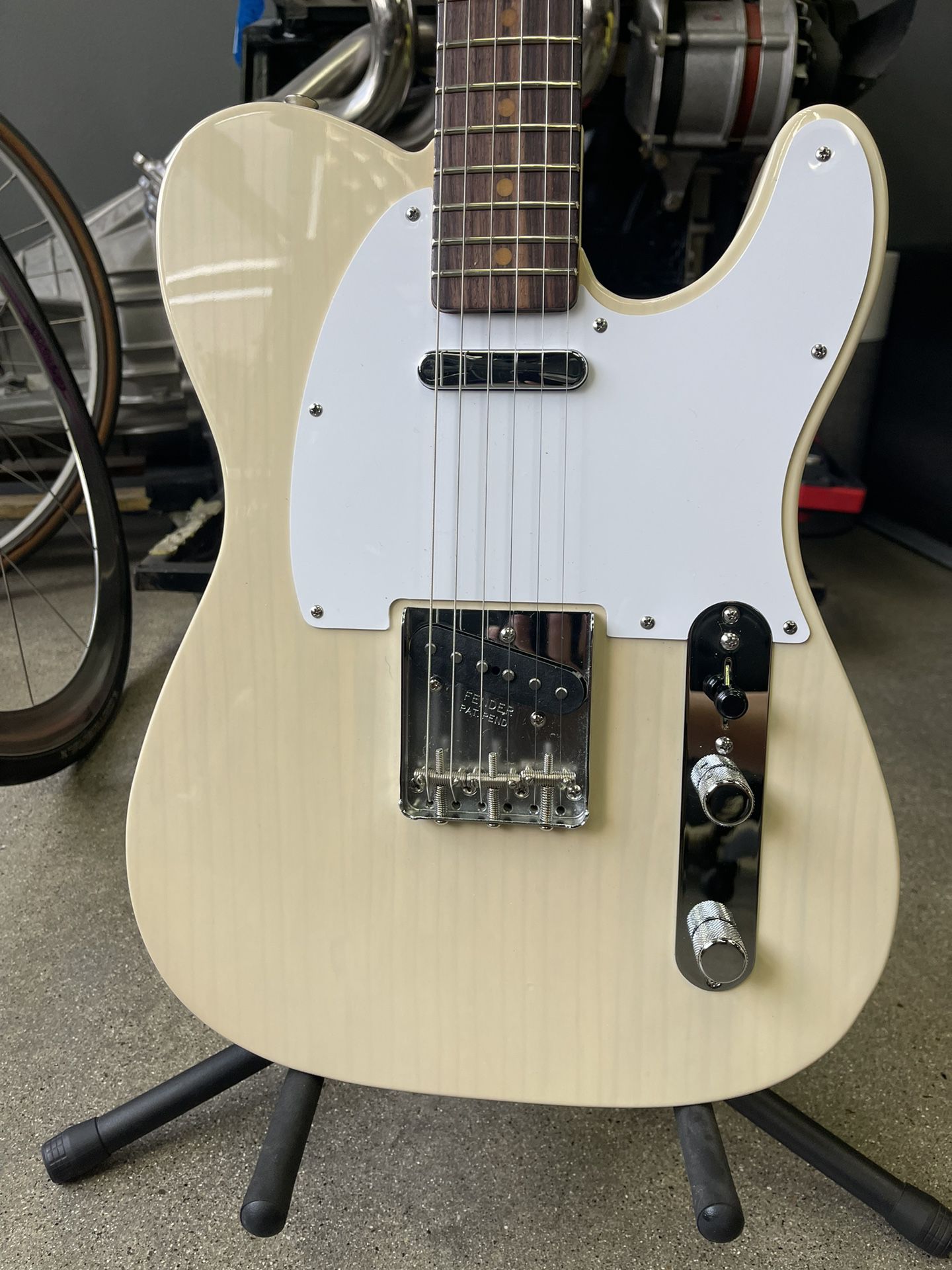 Fender 62 Reissue Thin Skin Limited Edition Telecaster for Sale in Lake  Forest, CA - OfferUp