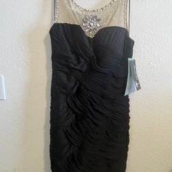 Scarlet Nite dress Women’s color black size 8 NWT
