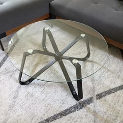 Modern Round Glass Coffee Table – 31.5"