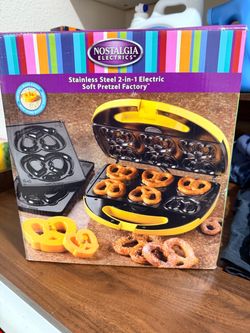 Nostalgia Electrics 2-in-1 Soft Pretzel Factory