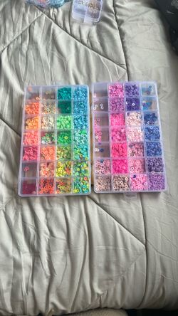 Bundle W/ Clay/Heshi beads