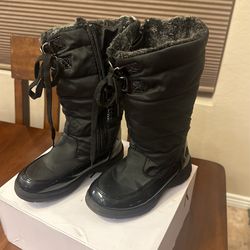 Girl Snow Boots Size 13