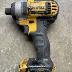 DEWALT 20V MAX* Cordless 1/4 in. Impact Driver (Model DCF885B)